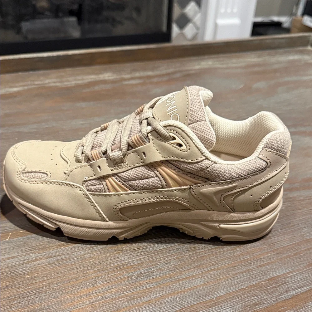 Vionic Walker‎ Classic Orthotic Walking Shoes Stone Taupe Size 5 NWOB Comfort